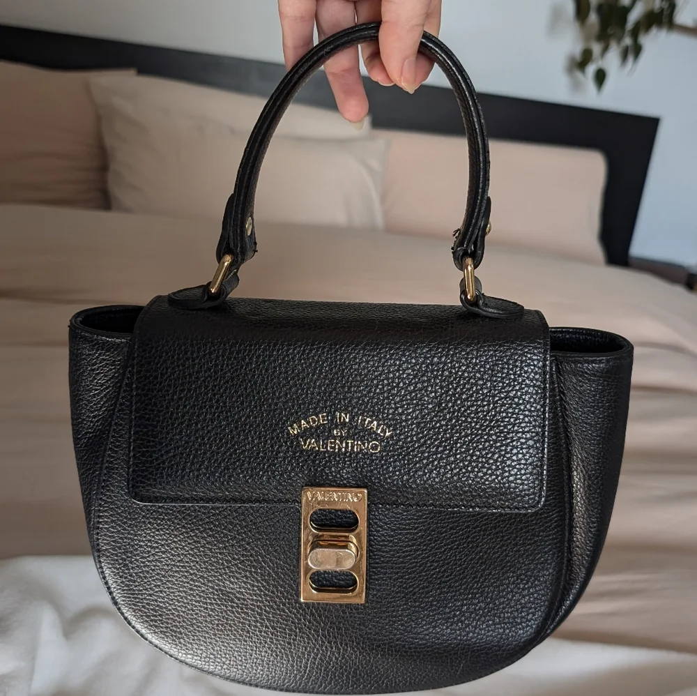 VALENTINO Black Claire Hand Bag - Picture 15 of 16
